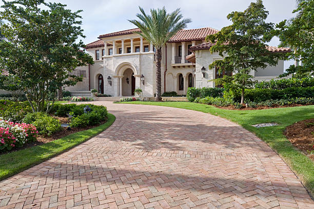 Best Decorative Driveway Pavers  in Leavittsburg, OH